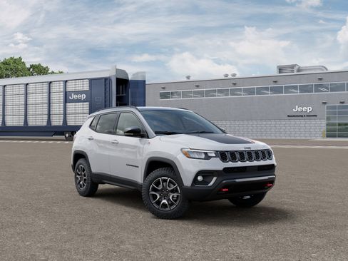 New 2026 Jeep Compass Trailhawk AWD/4WD image 17