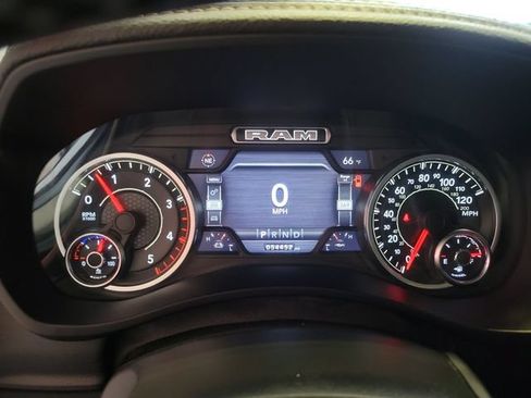 Used 2022 RAM 2500 Laramie AWD/4WD image 15