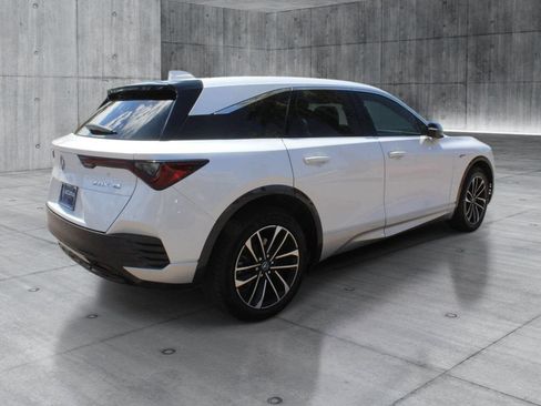 Used 2024 Acura ZDX A-Spec RWD image 9