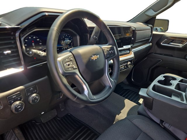 Used 2023 Chevrolet Silverado 1500 LT AWD/4WD image 23