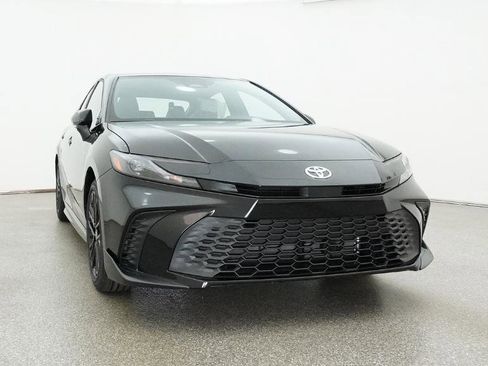 New 2026 Toyota Camry SE FWD image 33