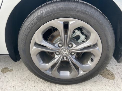 Used 2024 Honda Accord EX-L image 24