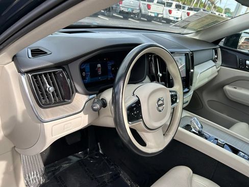 Used 2023 Volvo XC60 B5 Ultimate w/ Climate Package AWD/4WD image 23