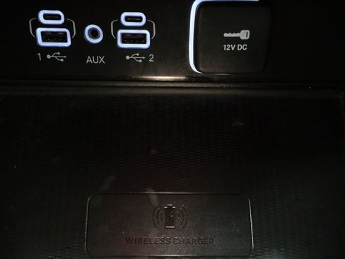 Used 2024 Jeep Grand Cherokee L Limited w/ Luxury Tech Group II image 23