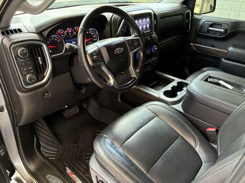 Used 2020 Chevrolet Silverado 1500 RST image 11