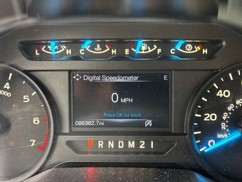 Used 2015 Ford F150 XL w/ Equipment Group 101A Mid AWD/4WD image 18