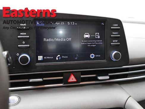 Used 2023 Hyundai Elantra SEL FWD image 19