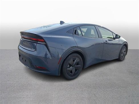 Certified 2025 Toyota Prius LE image 4