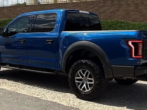 Used 2017 Ford F150 Raptor w/ Equipment Group 801A Mid AWD/4WD image 7