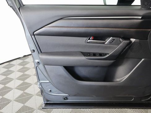 Certified 2025 MAZDA CX-50 2.5 Hybrid w/ Premium Plus Pkg image 13