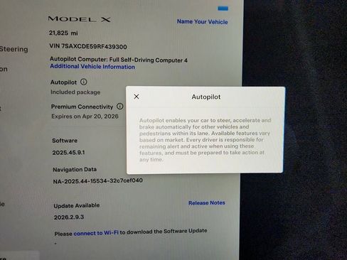 Used 2024 Tesla Model X image 16