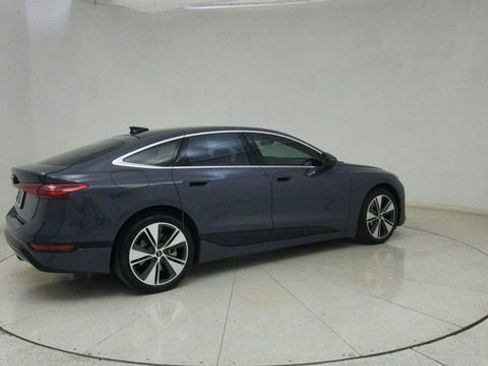 Used 2025 Audi A6 e-tron Premium Plus w/ Premium Plus image 73