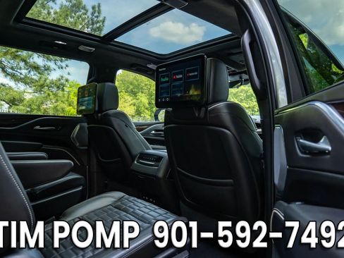 Used 2023 Cadillac Escalade ESV Sport Platinum w/ Heavy-Duty Trailer Package AWD/4WD image 16