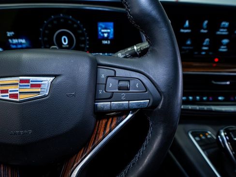 Used 2021 Cadillac Escalade Premium Luxury w/ Driver Assist Tech Package image 40