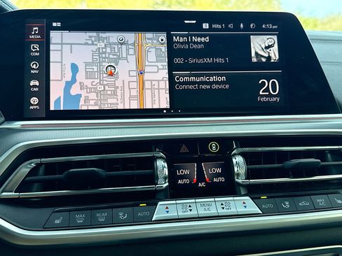 Used 2023 BMW X6 xDrive40i w/ M Sport Package image 30