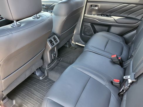 Used 2020 Mitsubishi Outlander GT AWD/4WD image 23