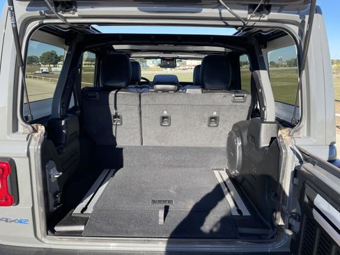 Used 2022 Jeep Wrangler Unlimited Rubicon 4xe w/ Safety Group image 29