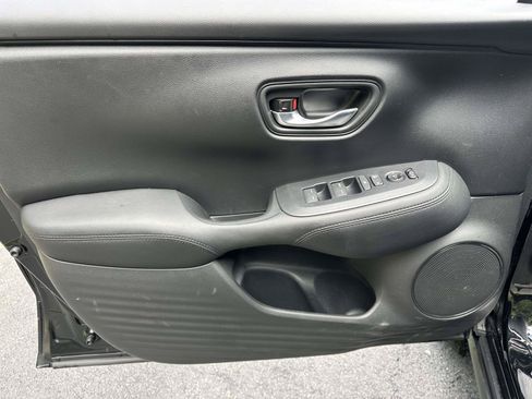 Used 2026 Honda HR-V LX image 12