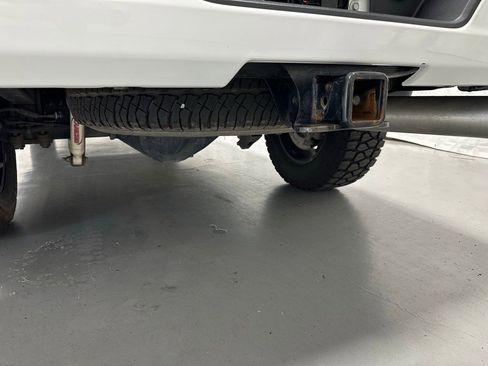 Used 2022 GMC Sierra 2500 AT4 image 49