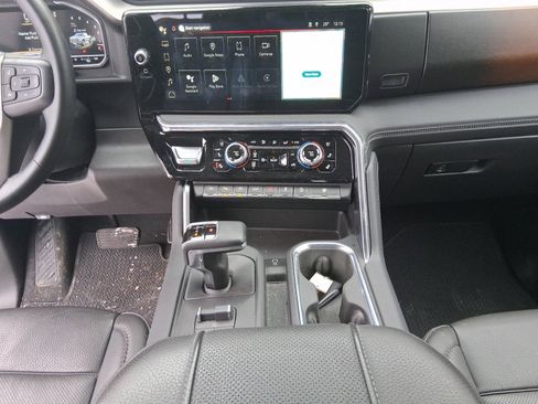 Used 2024 GMC Sierra 1500 Denali w/ Denali Reserve Package image 12