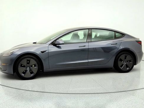 Used 2023 Tesla Model 3 Standard Range RWD image 8