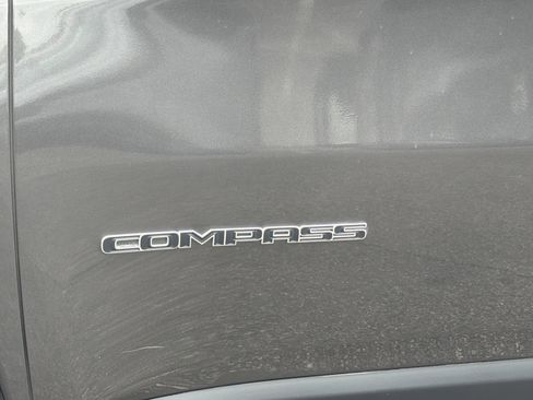 Used 2019 Jeep Compass Limited image 13