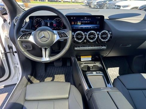 Used 2026 Mercedes-Benz GLA 250 4MATIC image 14
