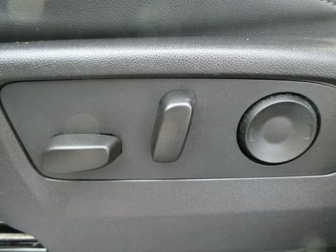 Certified 2024 Chevrolet Silverado 1500 LTZ image 22