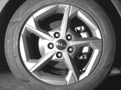 Used 2025 Kia K4 LXS image 13