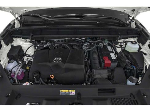 Used 2021 Toyota Highlander XLE FWD image 8