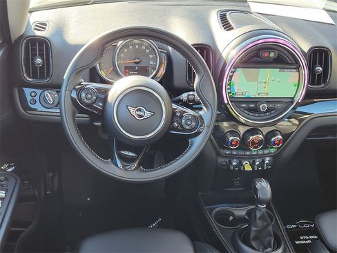 Used 2019 MINI Cooper Countryman SE w/ Premium Package image 9