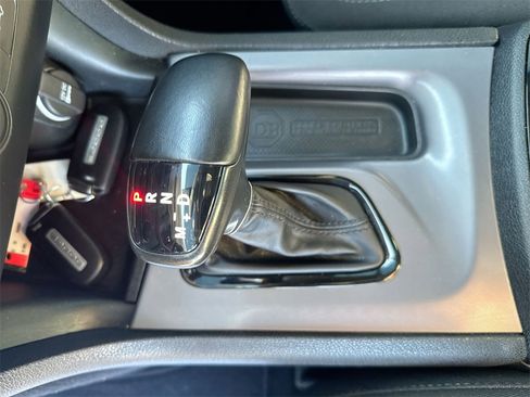 Used 2022 Dodge Charger R/T w/ Blacktop Package image 23