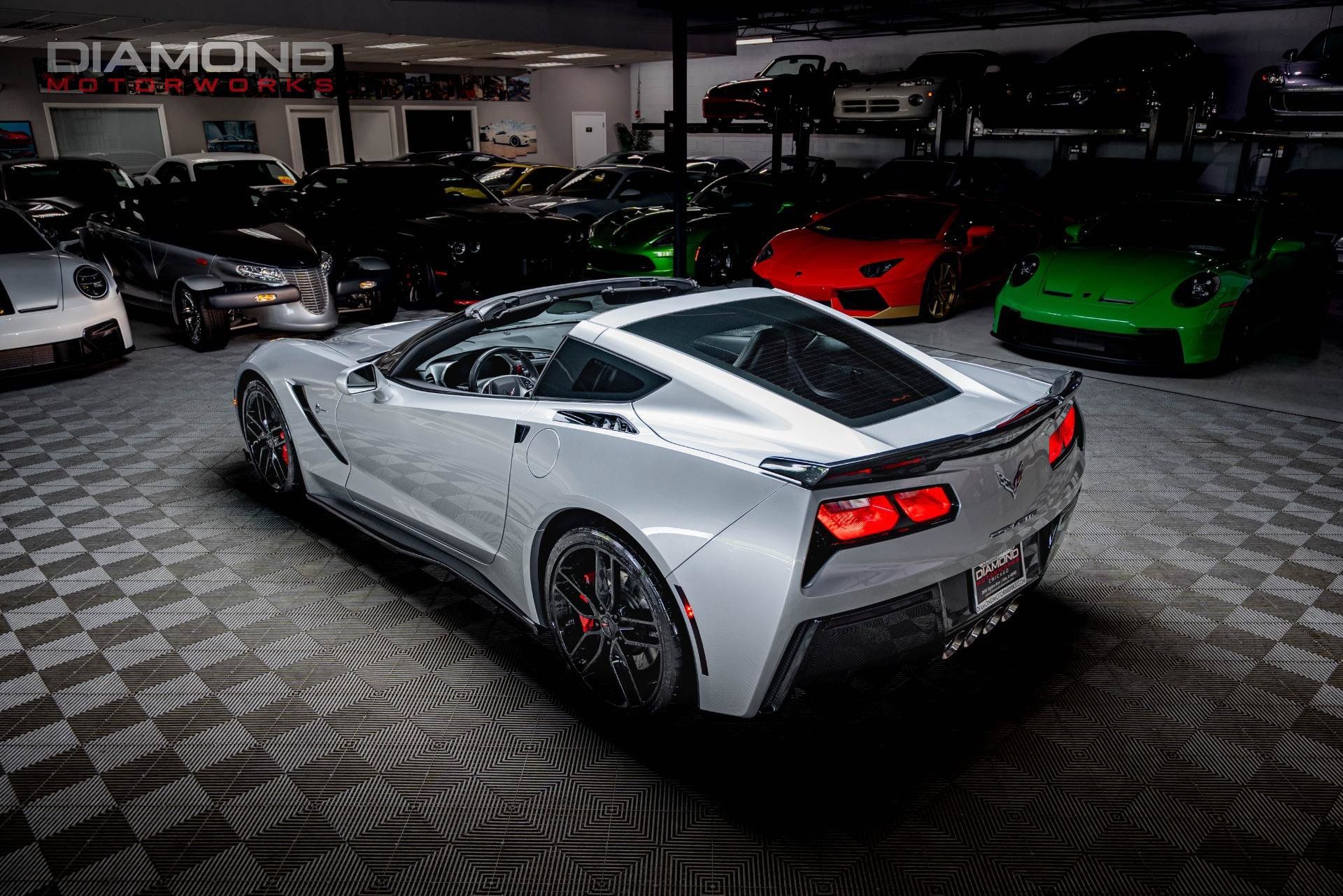 Used 2019 Chevrolet Corvette Stingray Coupe RWD image 3