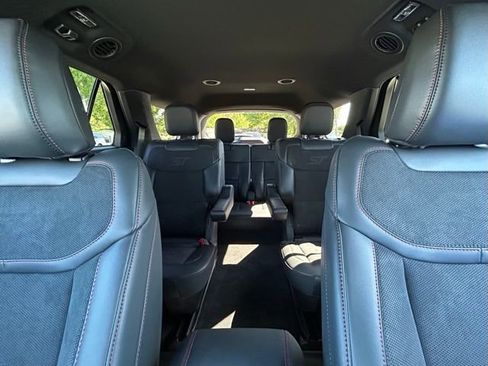 New 2025 Ford Explorer ST image 32