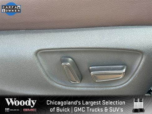 Used 2023 Toyota Sienna Platinum image 36