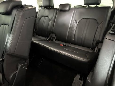 Used 2018 Ford Expedition Platinum image 23