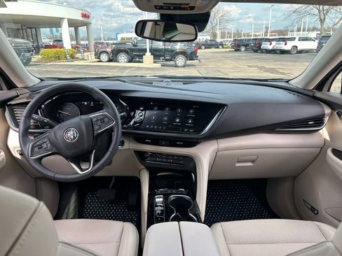 Used 2022 Buick Envision Essence w/ Technology Package I image 9