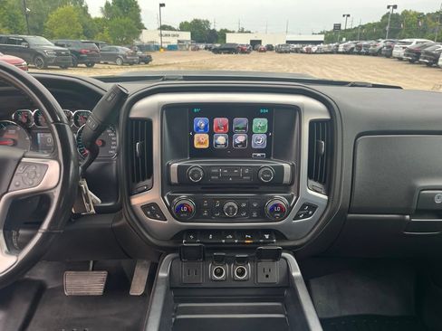 Used 2018 GMC Sierra 2500 SLT w/ Duramax Plus Package AWD/4WD image 26