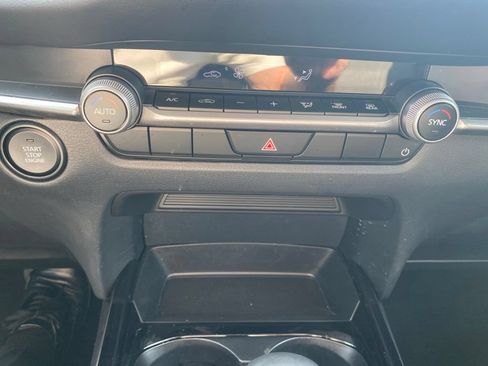 Certified 2025 MAZDA CX-30 AWD 2.5 S w/ Select Sport Pkg image 10