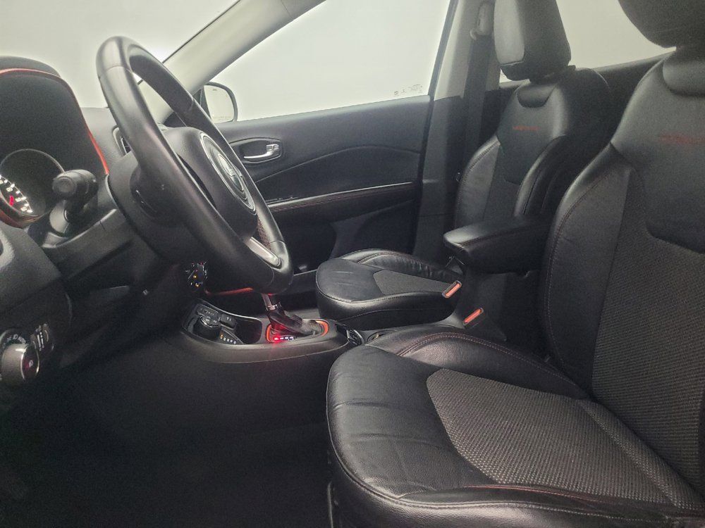 Used 2021 Jeep Compass Trailhawk AWD/4WD image 17