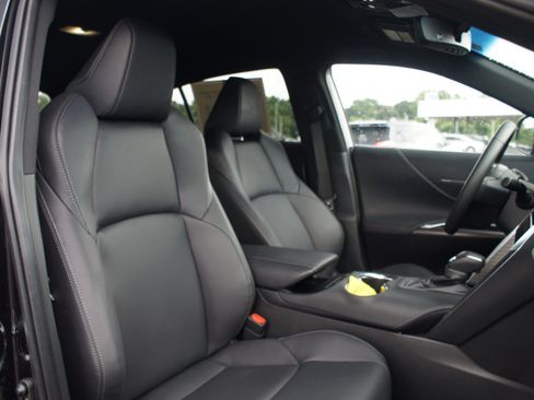 Used 2023 Toyota Venza Nightshade AWD/4WD image 22
