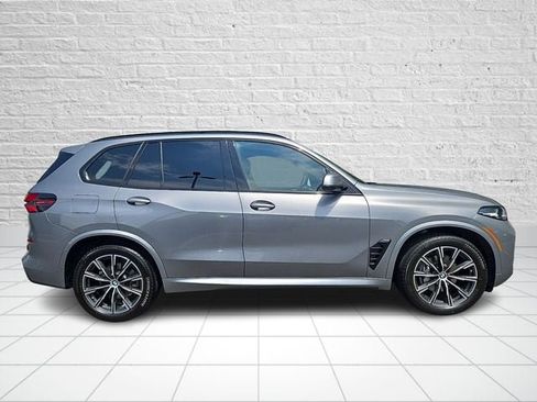 Used 2024 BMW X5 xDrive40i w/ M Sport Package AWD/4WD image 7