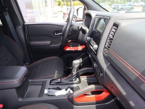Certified 2024 Nissan Frontier PRO-4X w/ Off-Road Protection Package AWD/4WD image 26
