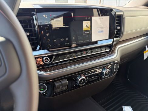 New 2026 GMC Sierra 1500 SLE image 21