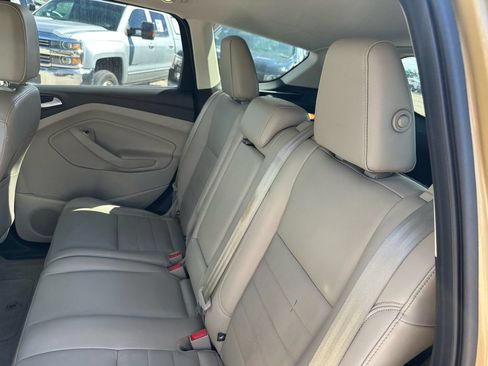 Used 2014 Ford Escape Titanium w/ Equipment Group 401A AWD/4WD image 31