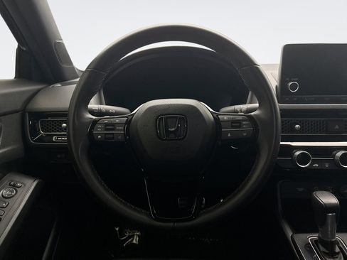 Used 2025 Honda Civic Sport image 12