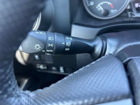 Used 2023 Toyota Tacoma TRD Off-Road w/ TRD Premium Off Road Package AWD/4WD image 15