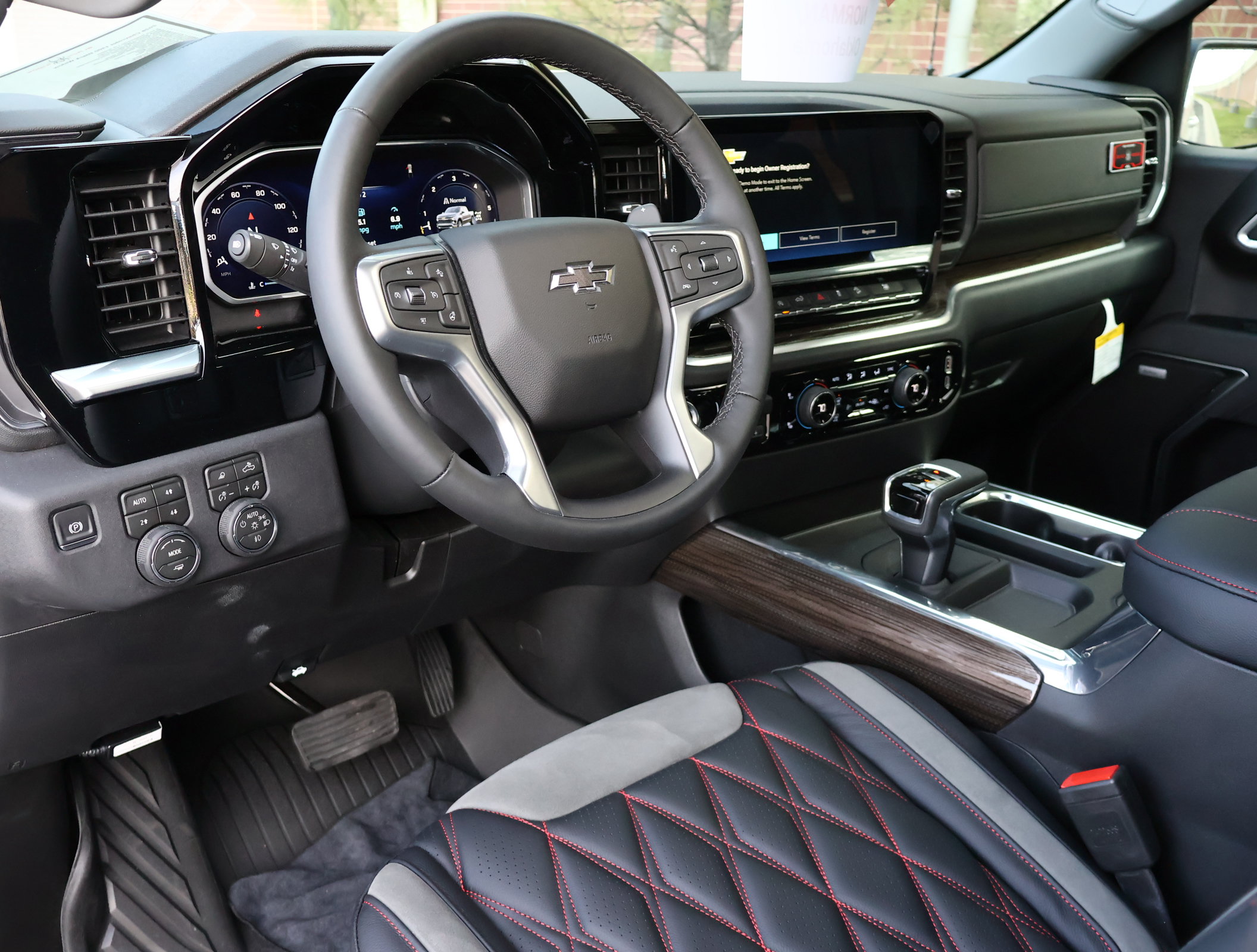 New 2026 Chevrolet Silverado 1500 RST AWD/4WD image 2