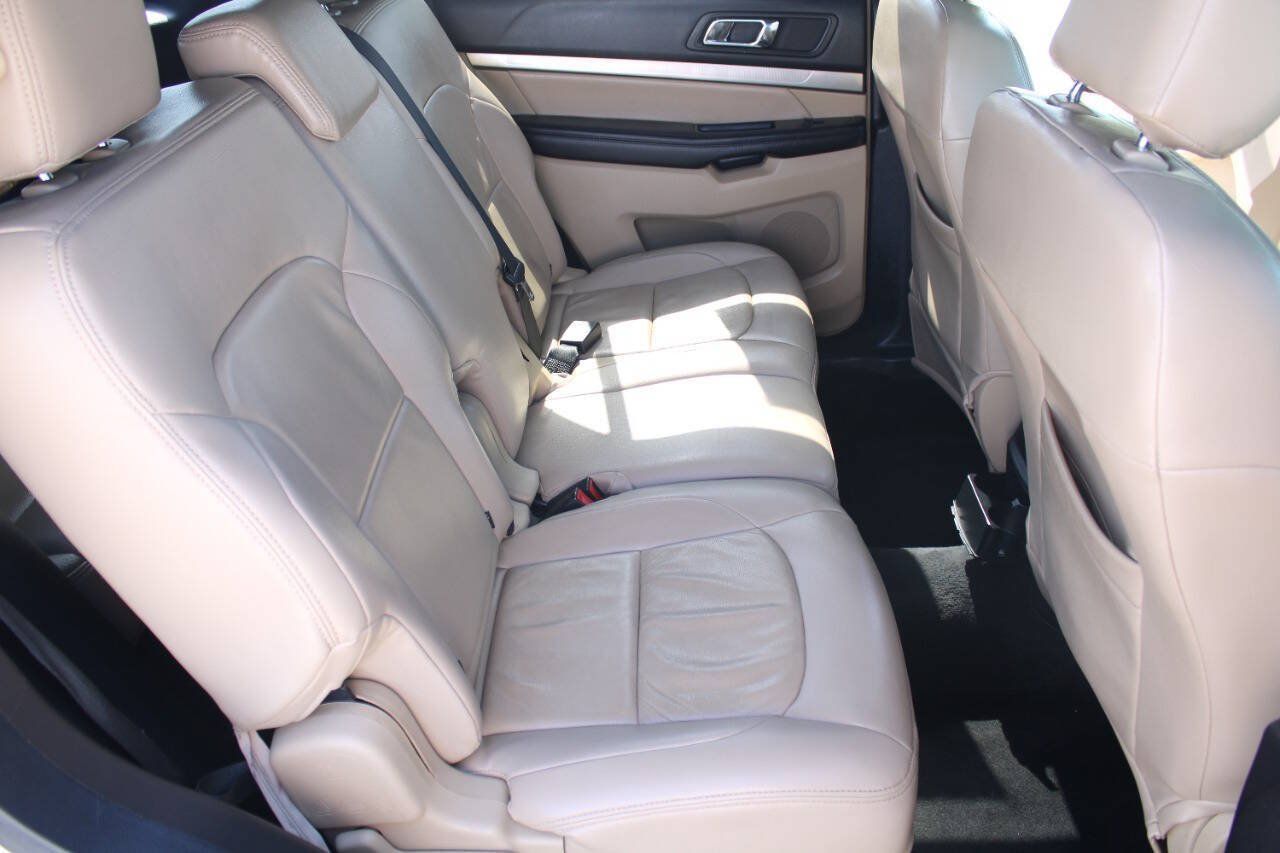 Used 2016 Ford Explorer 4WD image 6