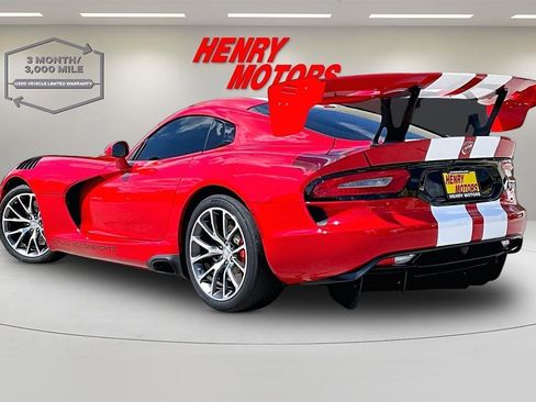 Used 2017 Dodge Viper GTC w/ GTS Interior Package RWD image 4